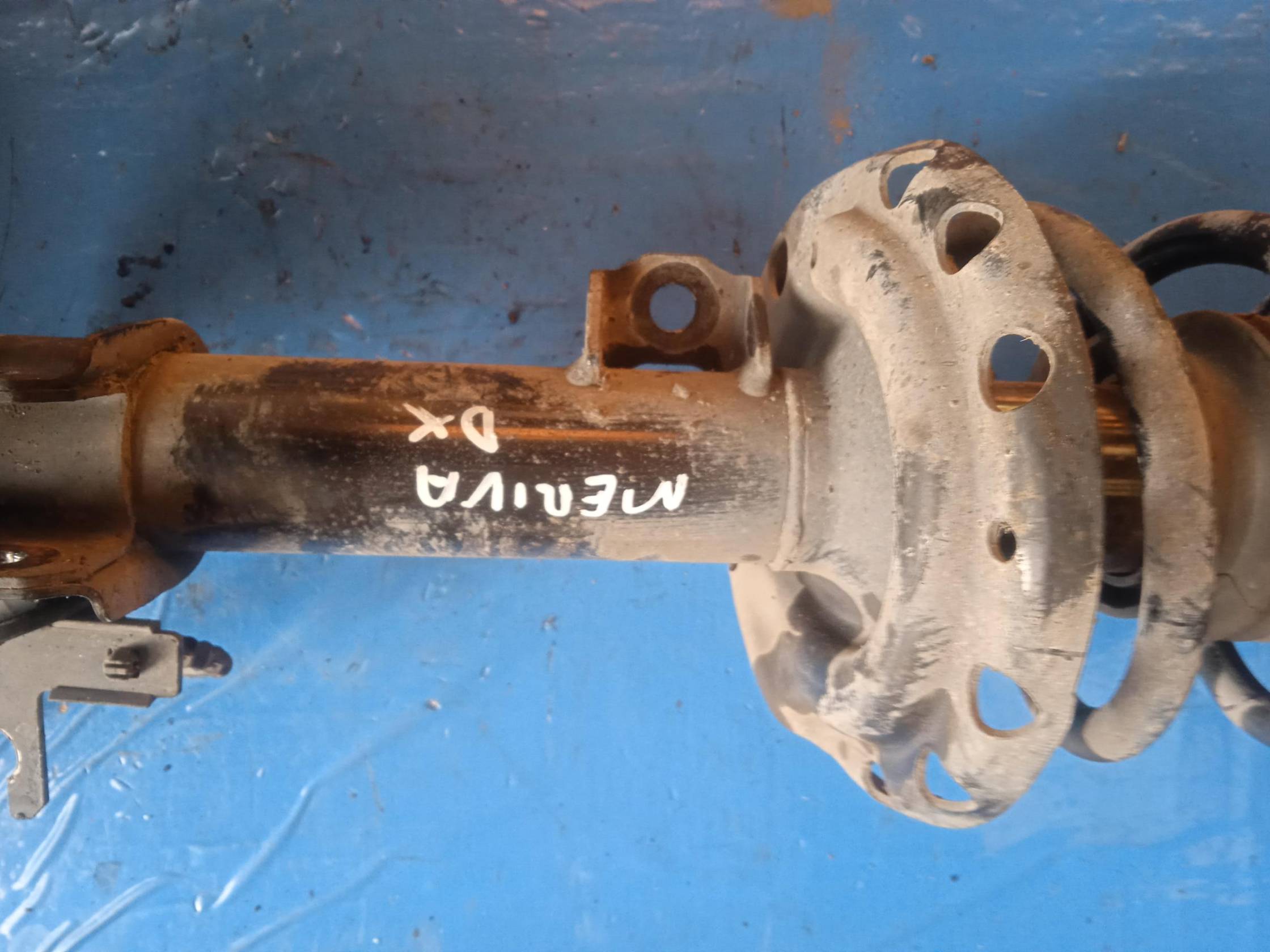 Ammortizzatore ant. dx.